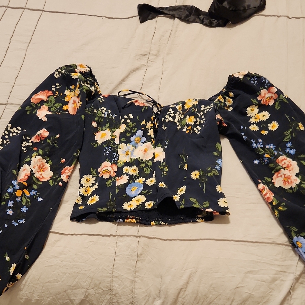 Abercrombie & Fitch Blue Puff Sleeve Floral Blouse